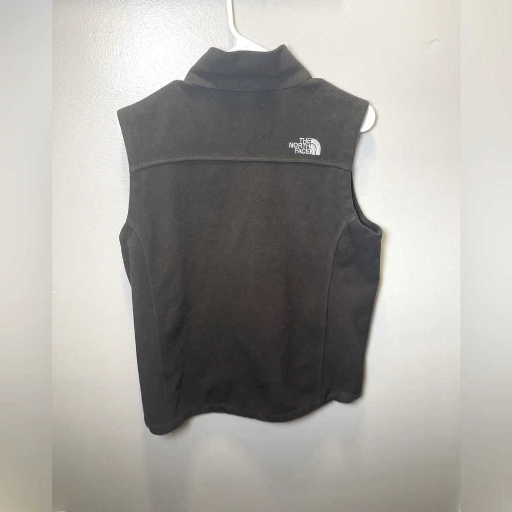 The North Face Men's‎ The Windwall Black Vest Zip Pockets Size Small